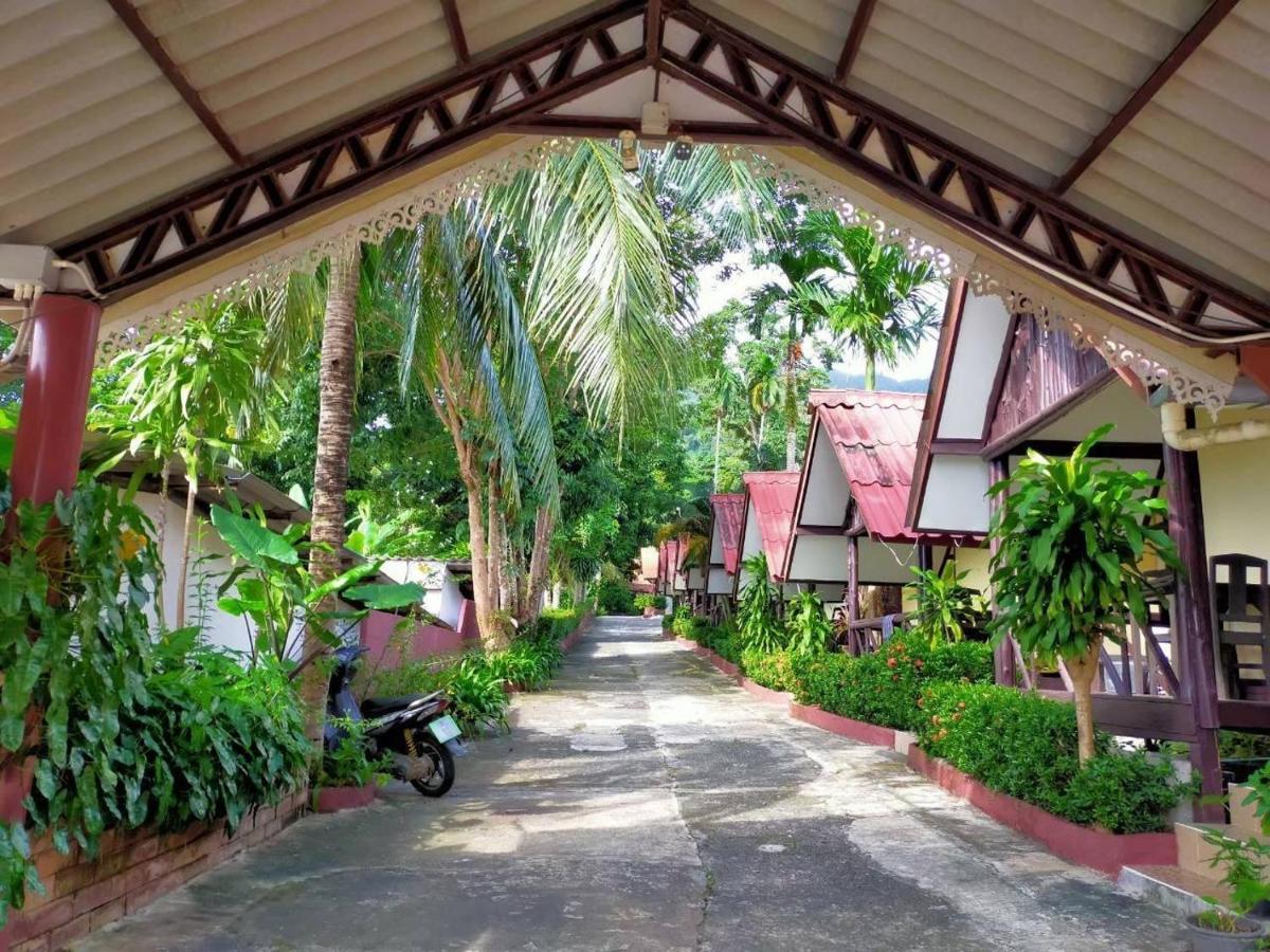 Ssp Bungalow Trat Buitenkant foto