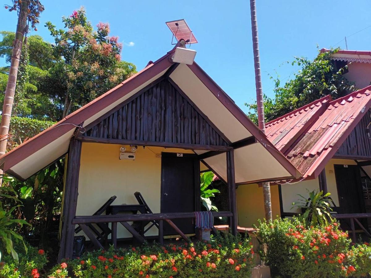 Ssp Bungalow Trat Buitenkant foto
